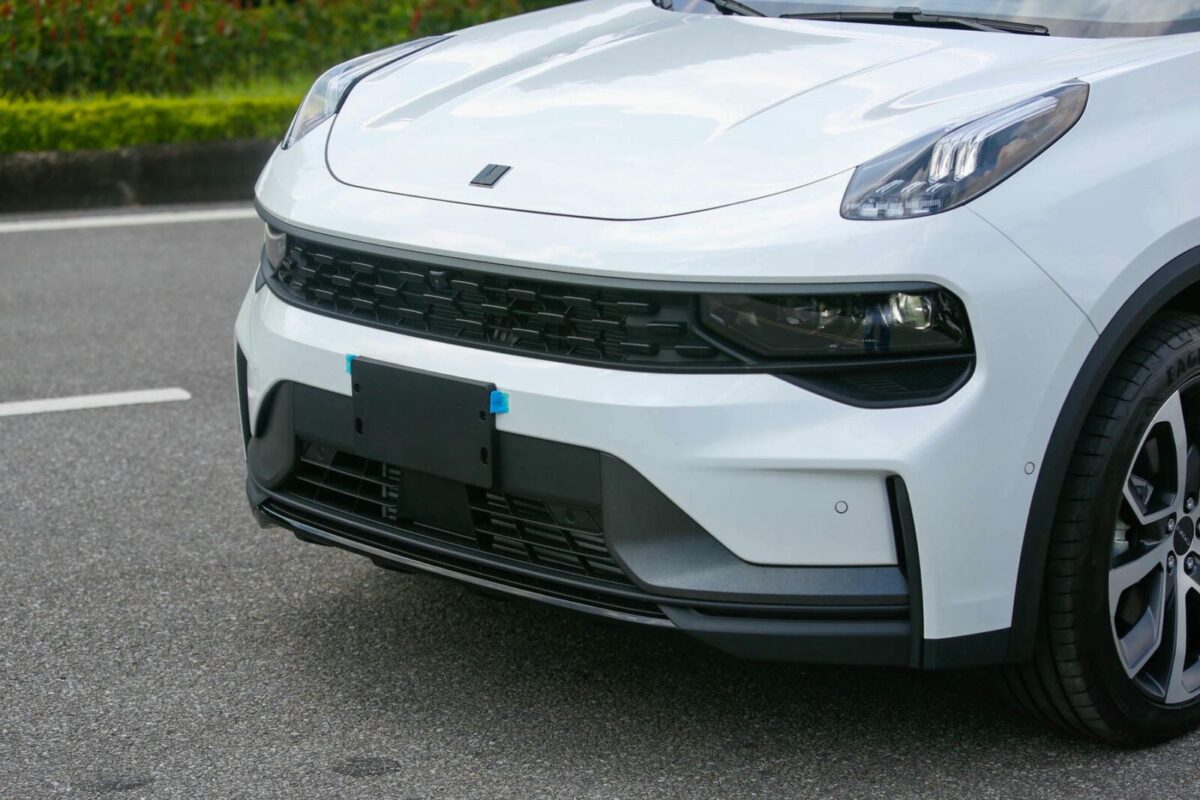 lynk co 01 -4